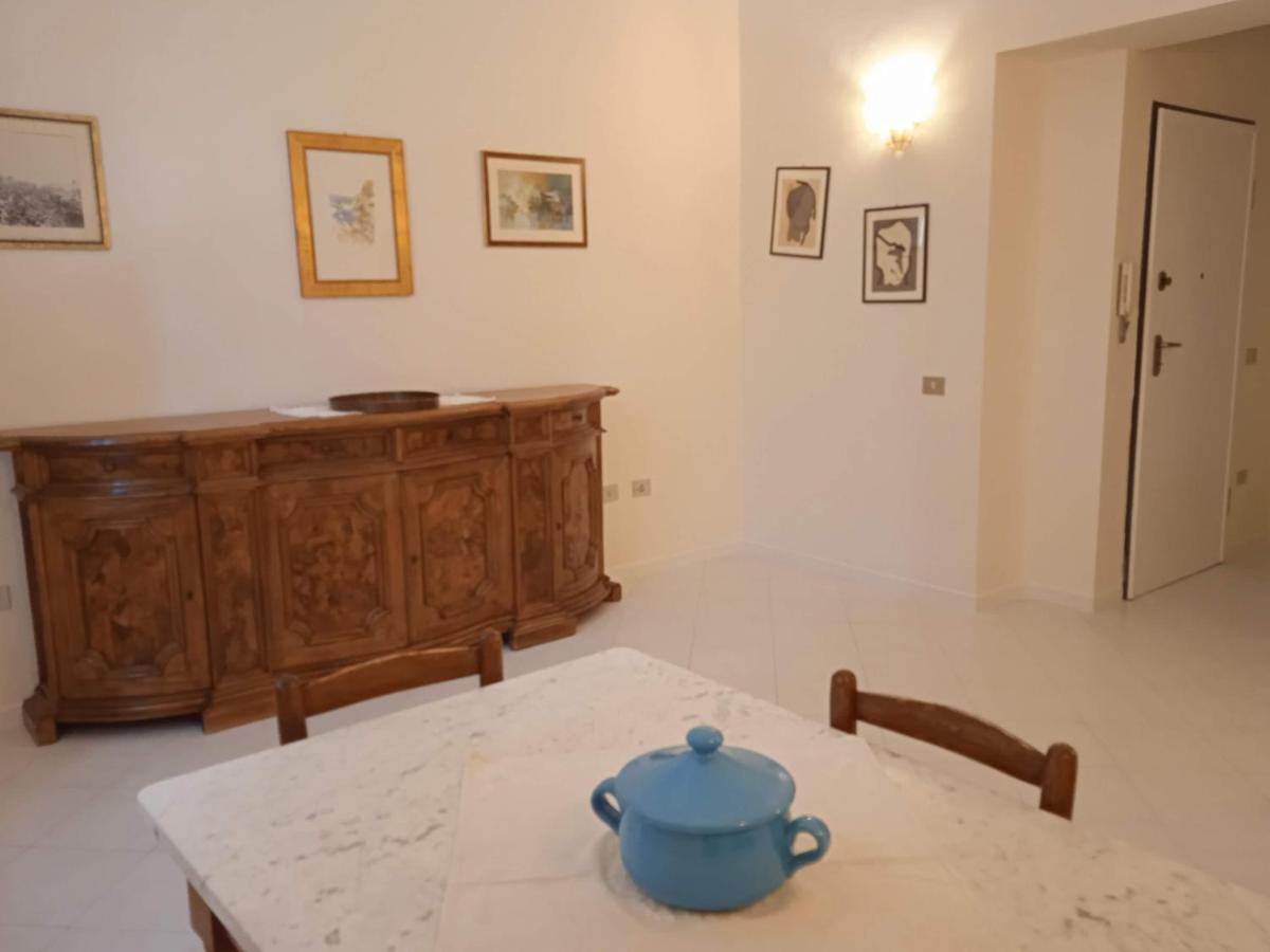 カリアリCasa Jacarandaアパートメント エクステリア 写真