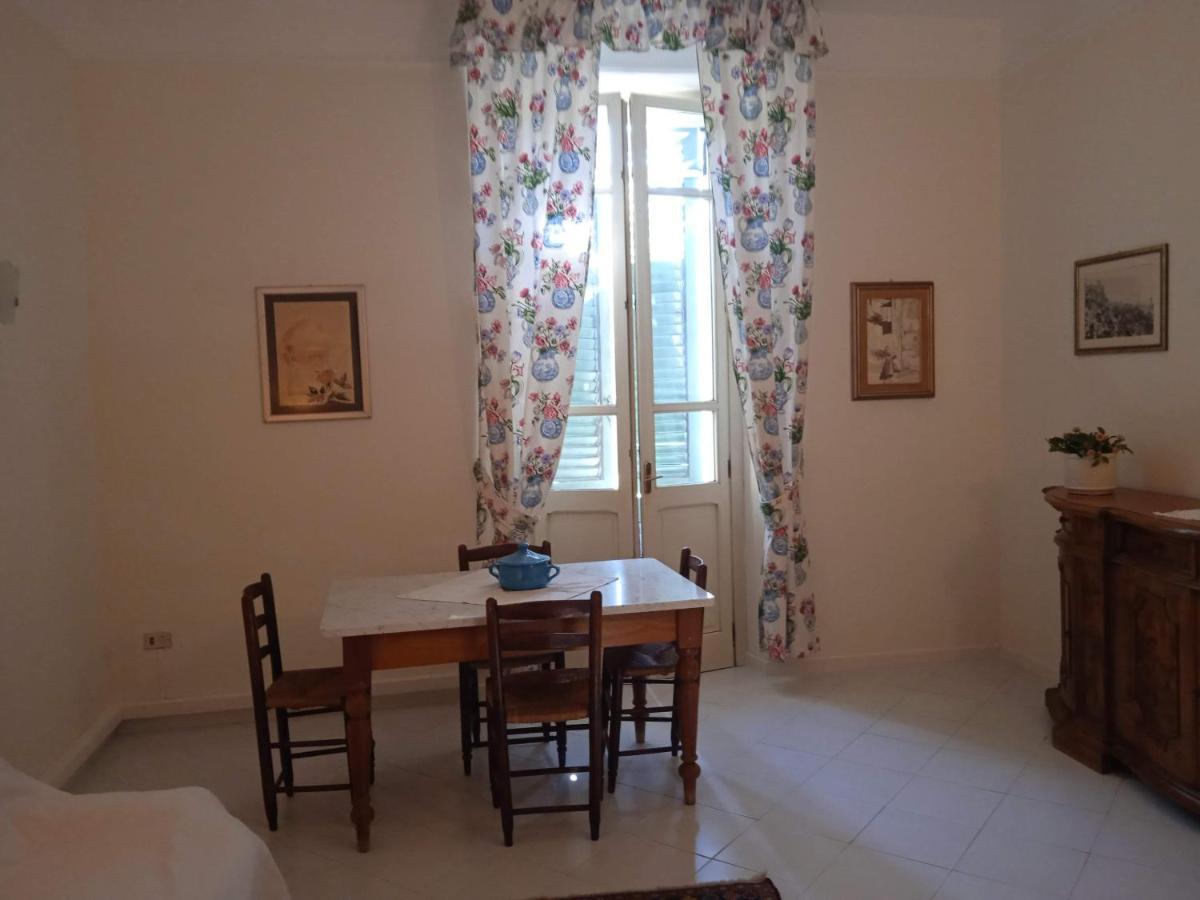 カリアリCasa Jacarandaアパートメント エクステリア 写真