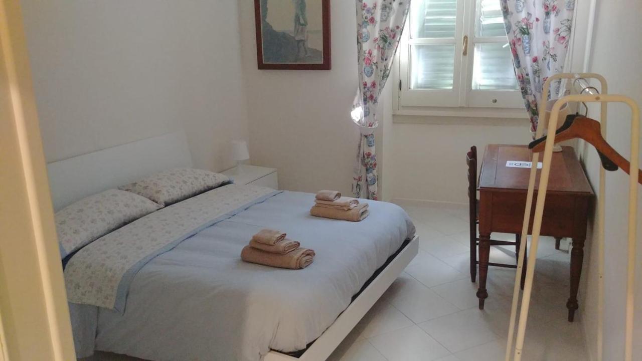 カリアリCasa Jacarandaアパートメント エクステリア 写真